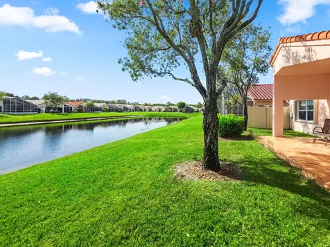 5122 Corbel Lake Way Boynton Beach FL 33437