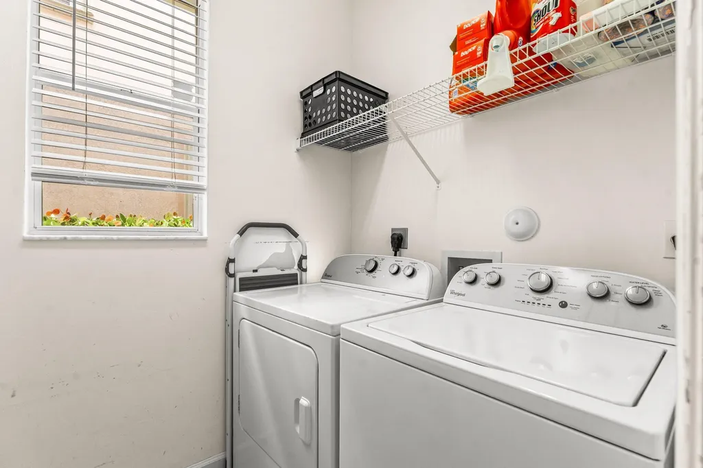 8215 Calterra Drive Palm Beach Gardens FL 33418