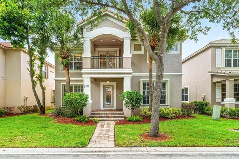 8125 Calterra Drive Palm Beach Gardens FL 33418