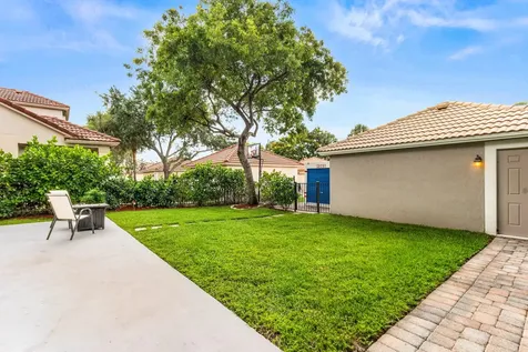 8125 Calterra Drive Palm Beach Gardens FL 33418