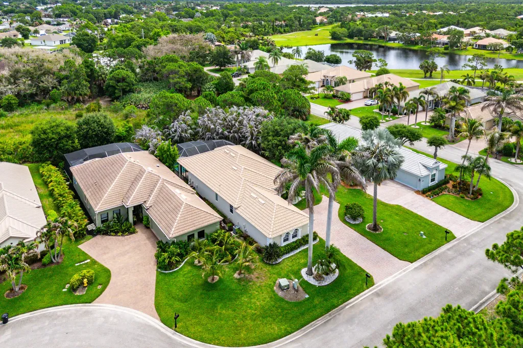 4717 NW Winter Oak Court Jensen Beach FL 34957