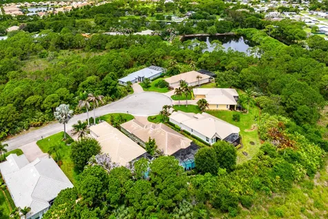 4717 NW Winter Oak Court Jensen Beach FL 34957