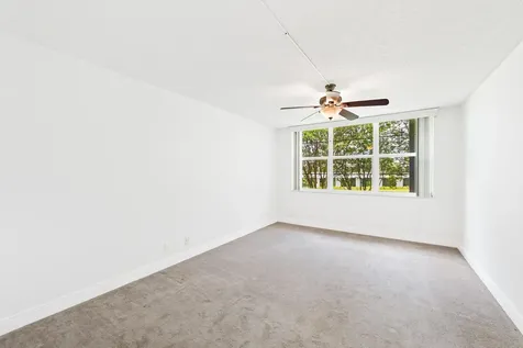 800 Cypress Grove Drive Pompano Beach FL 33069