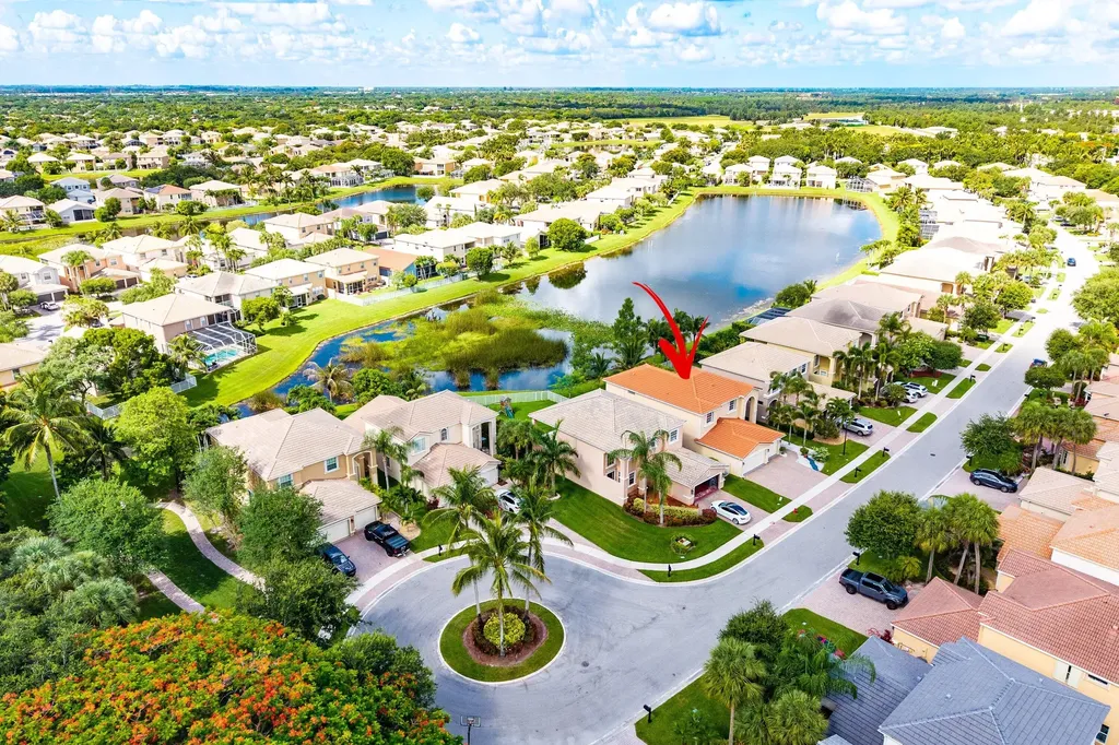 7048 Via Leonardo Lake Worth FL 33467