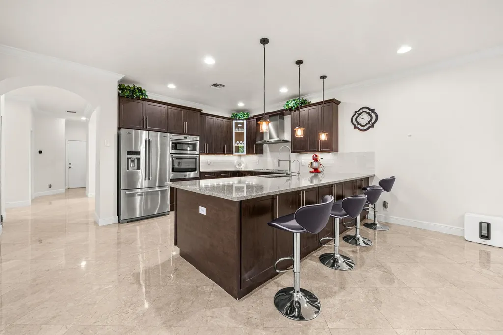 7048 Via Leonardo Lake Worth FL 33467