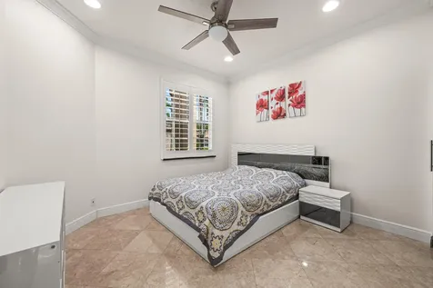 7048 Via Leonardo Lake Worth FL 33467