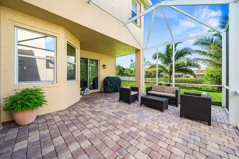 7048 Via Leonardo Lake Worth FL 33467