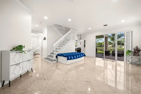 7048 Via Leonardo Lake Worth FL 33467