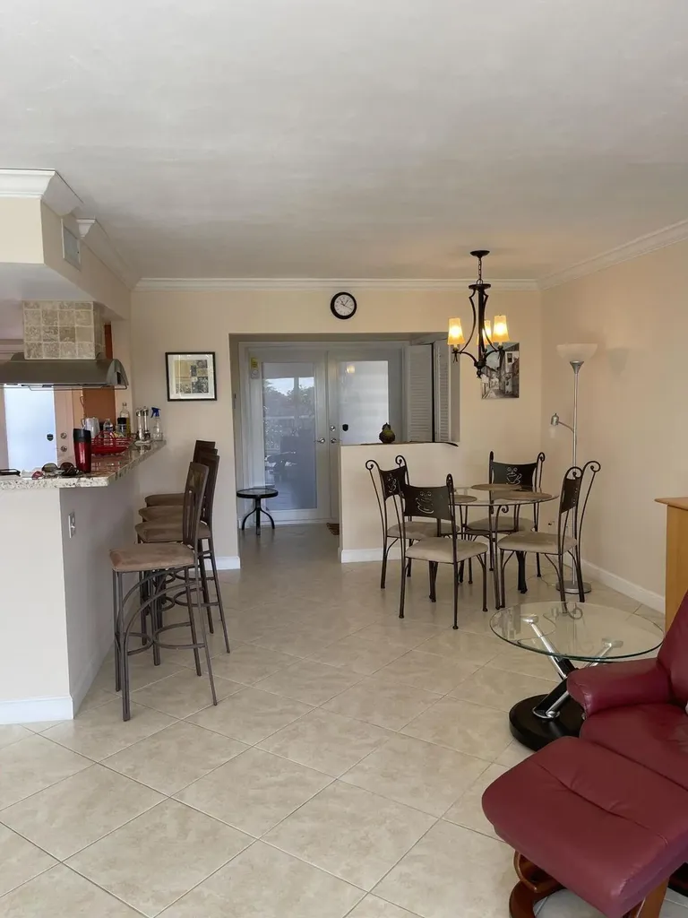 300 E Royal Palm Road Boca Raton FL 33432