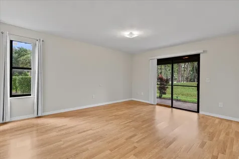 325 Pennington Court Royal Palm Beach FL 33411