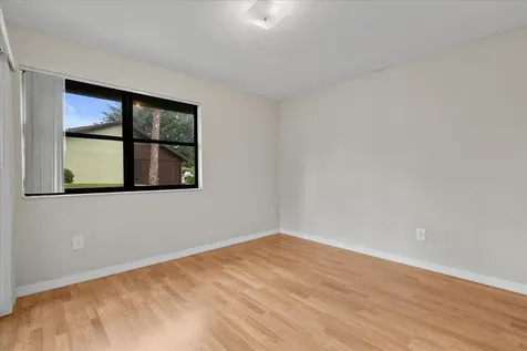 325 Pennington Court Royal Palm Beach FL 33411