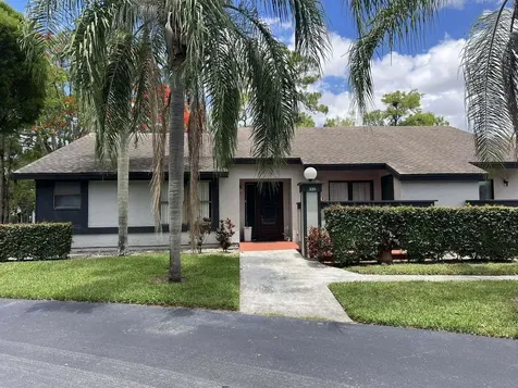 325 Pennington Court Royal Palm Beach FL 33411