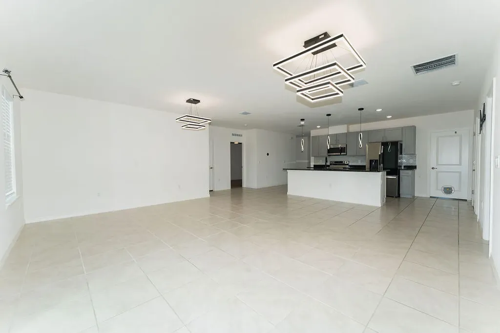 138 SW Carter Avenue Port St Lucie FL 34983