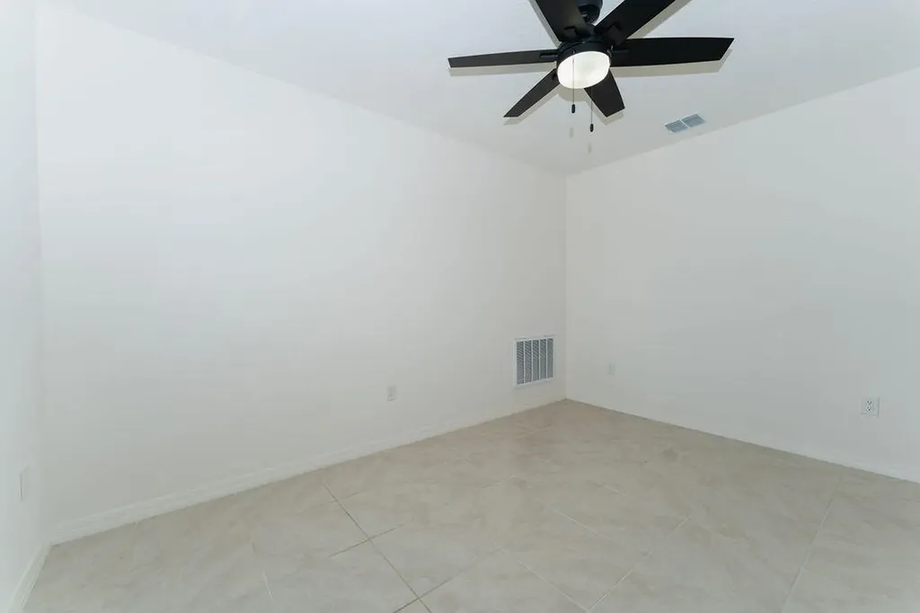 138 SW Carter Avenue Port St Lucie FL 34983