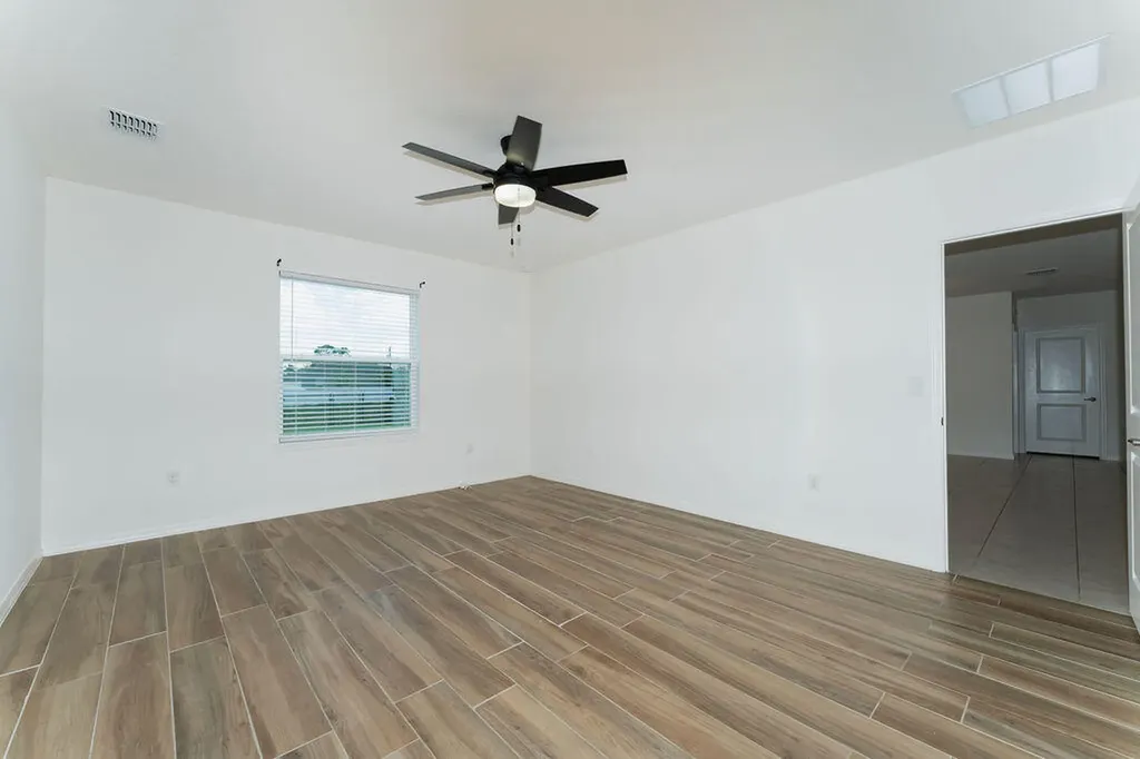 138 SW Carter Avenue Port St Lucie FL 34983