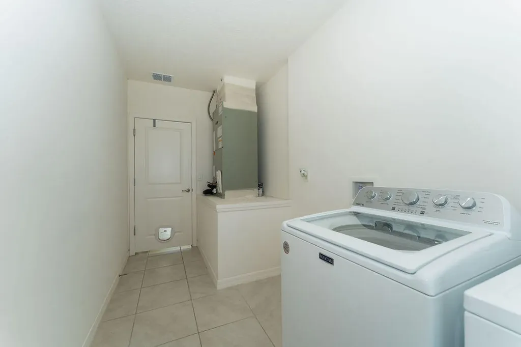 138 SW Carter Avenue Port St Lucie FL 34983