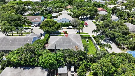 1145 Julia Heights Drive Lantana FL 33462