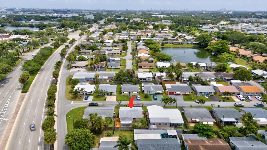 4901 NW 27th Way Tamarac FL 33309