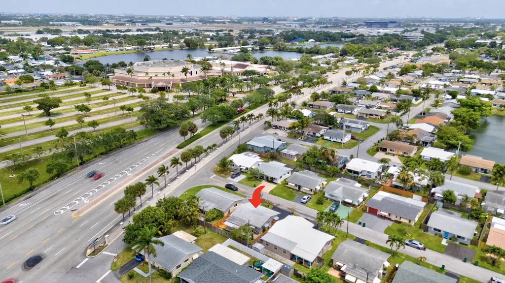4901 NW 27th Way Tamarac FL 33309