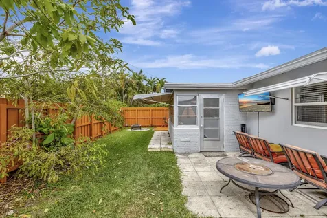 4901 NW 27th Way Tamarac FL 33309