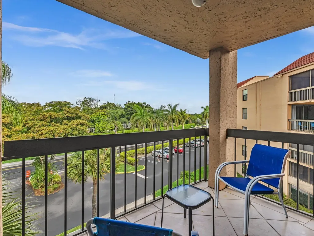 2455 Lindell Boulevard Delray Beach FL 33444