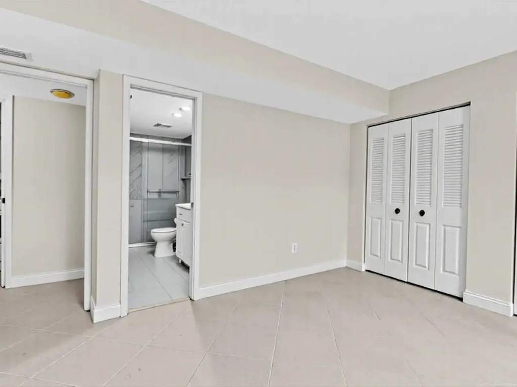 2455 Lindell Boulevard Delray Beach FL 33444