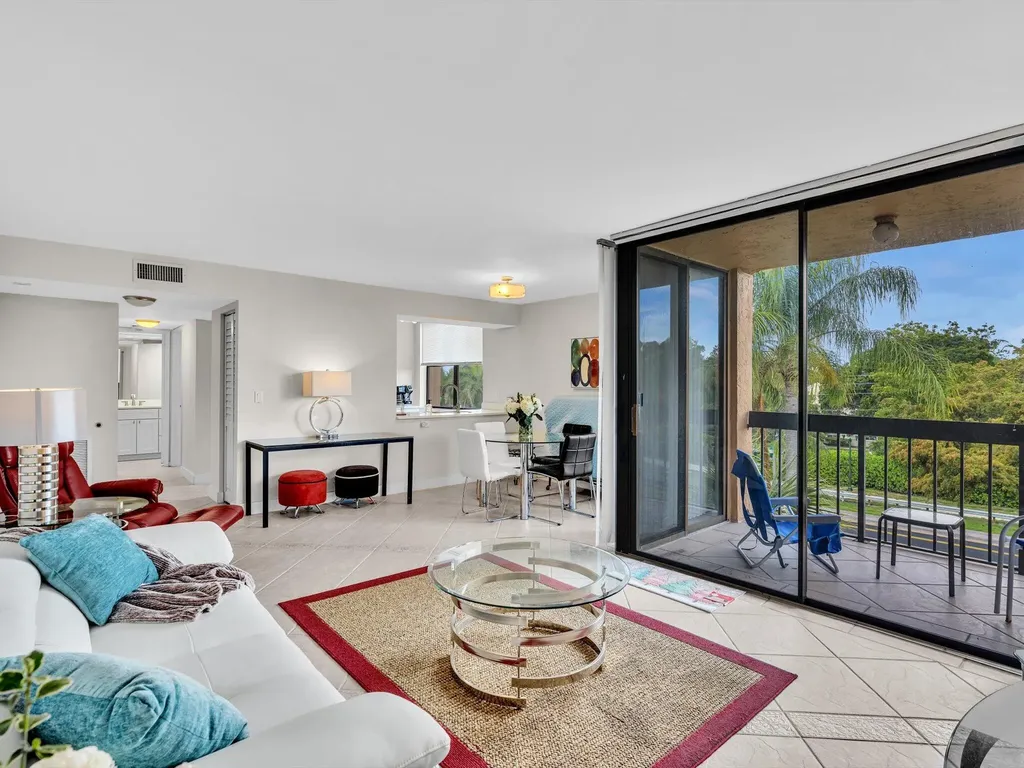 2455 Lindell Boulevard Delray Beach FL 33444
