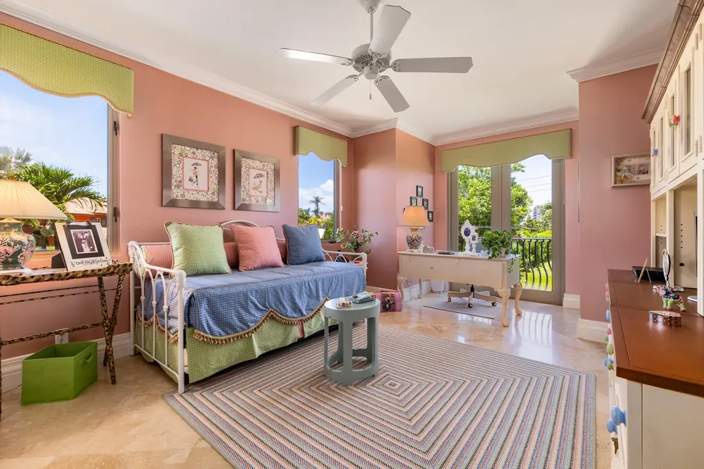 1207 N Atlantic Drive Lantana FL 33462