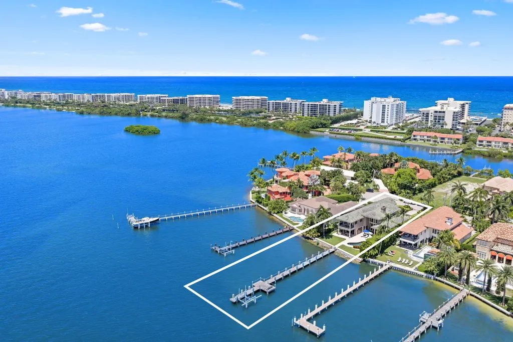 1207 N Atlantic Drive Lantana FL 33462