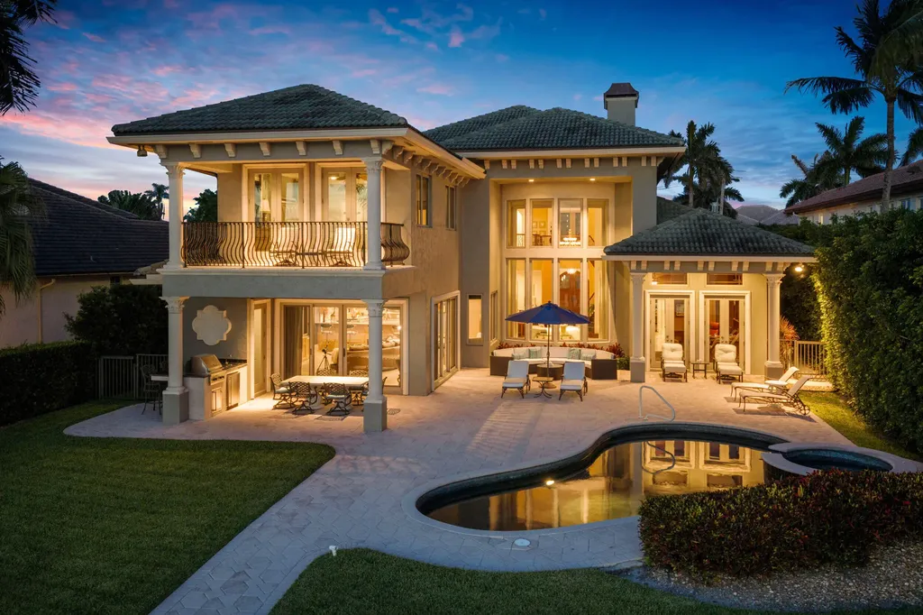 1207 N Atlantic Drive Lantana FL 33462