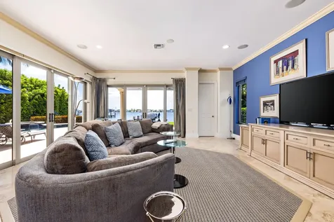 1207 N Atlantic Drive Lantana FL 33462