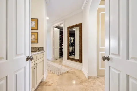 1207 N Atlantic Drive Lantana FL 33462