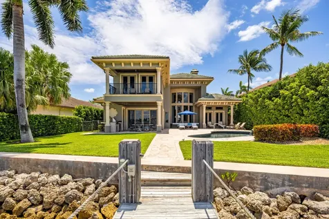 1207 N Atlantic Drive Lantana FL 33462