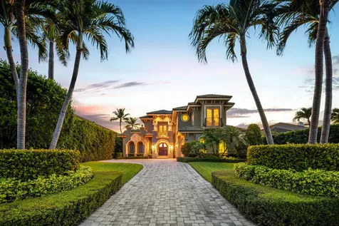 1207 N Atlantic Drive Lantana FL 33462