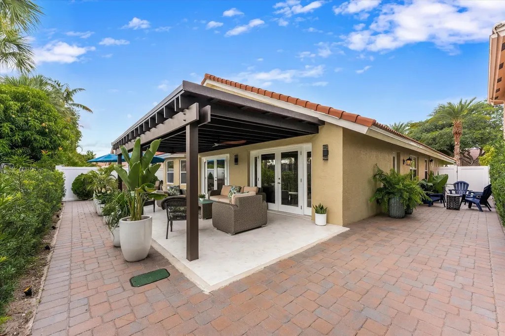 10112 Aqua Vista Way Boca Raton FL 33428
