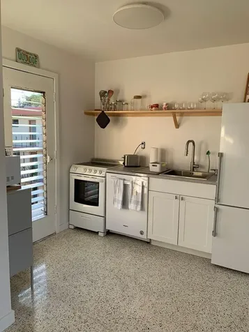 649 SW 9th Street Miami FL 33130