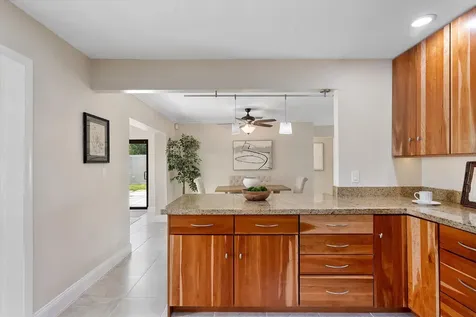 4550 NE 2nd Avenue Oakland Park FL 33334