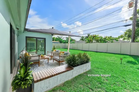 4550 NE 2nd Avenue Oakland Park FL 33334