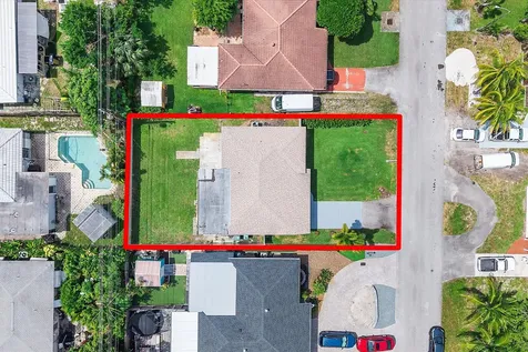 4550 NE 2nd Avenue Oakland Park FL 33334