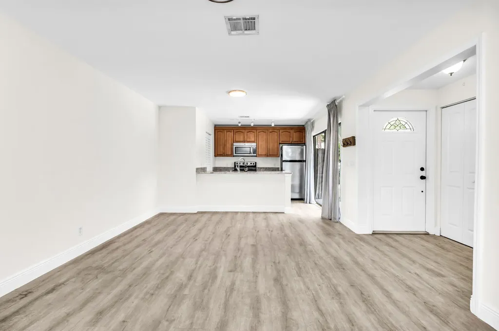 22300 Pineapple Walk Drive Boca Raton FL 33433