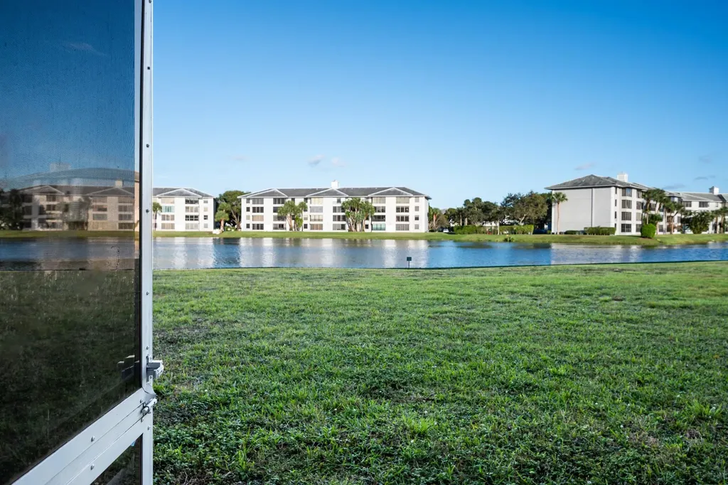 9430 Poinciana Place Davie FL 33324