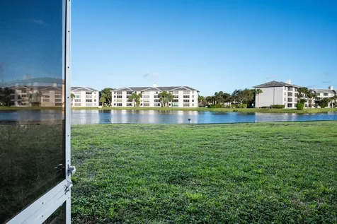 9430 Poinciana Place Davie FL 33324