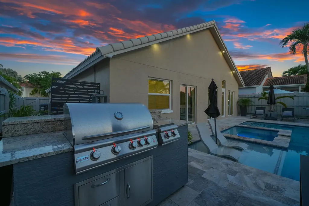 116 Cypress Cove Jupiter FL 33458