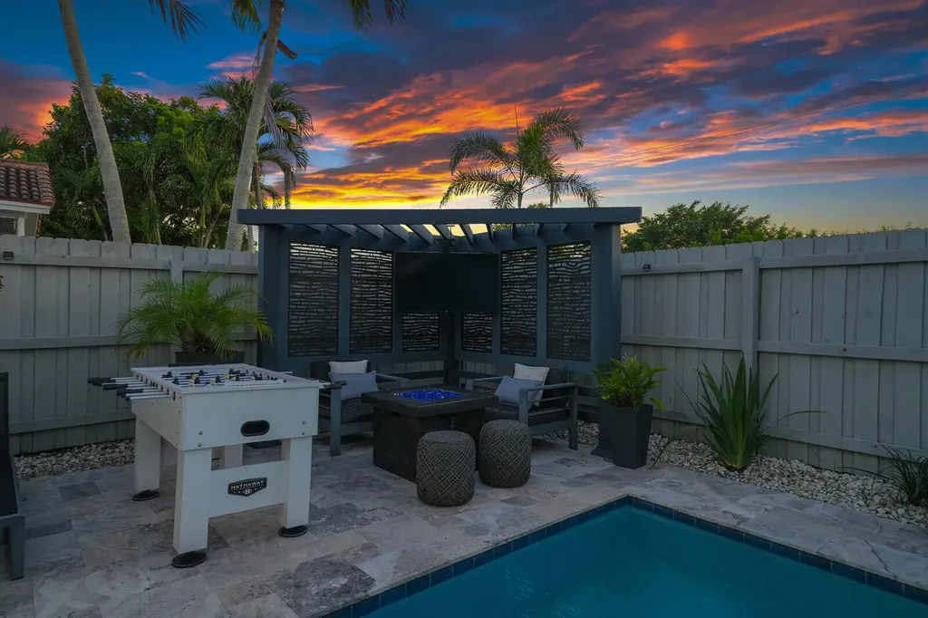 116 Cypress Cove Jupiter FL 33458