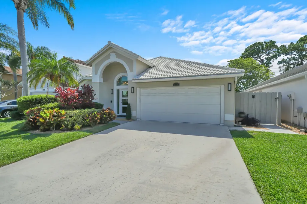 116 Cypress Cove Jupiter FL 33458