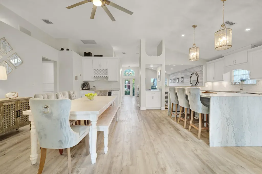 116 Cypress Cove Jupiter FL 33458