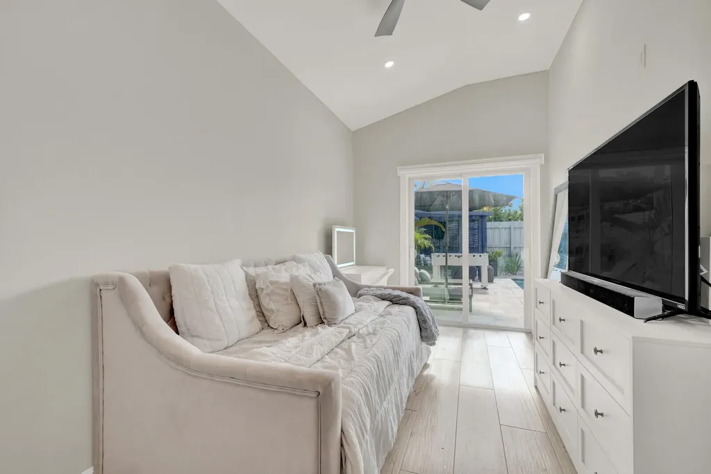 116 Cypress Cove Jupiter FL 33458