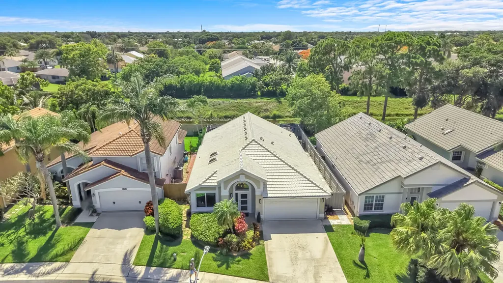 116 Cypress Cove Jupiter FL 33458