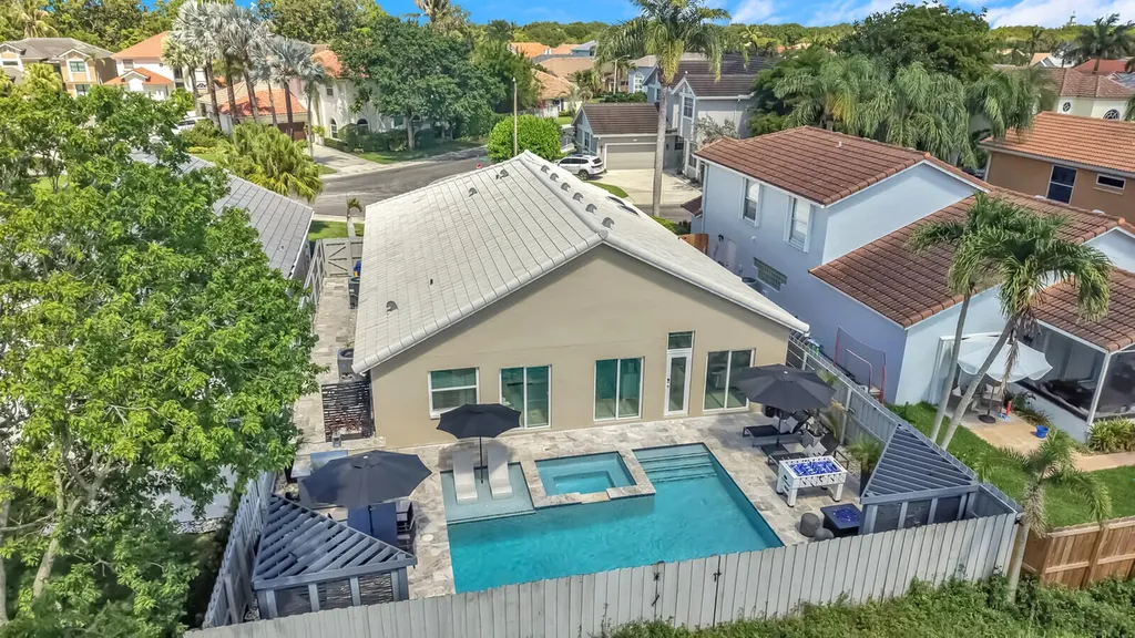 116 Cypress Cove Jupiter FL 33458
