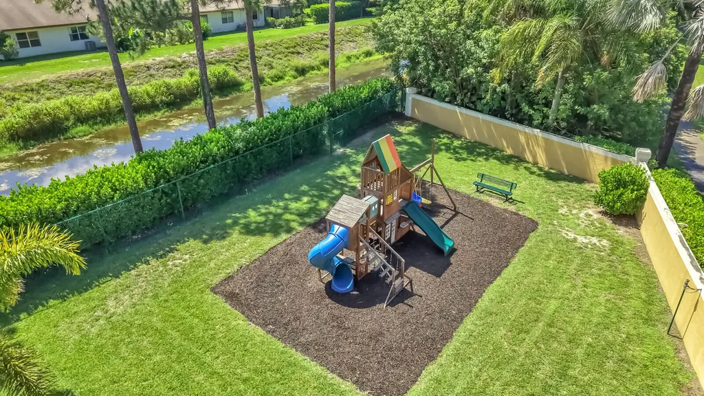 116 Cypress Cove Jupiter FL 33458